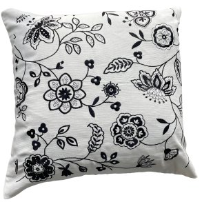 Blomstret pudebetr�k hvid/sort 