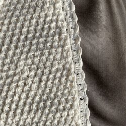 H�klet t�ppe - Hvid 