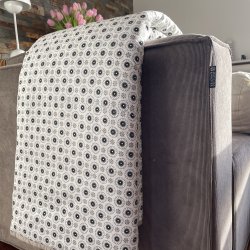 Quilted t�ppe m. prikker &amp; blomster 